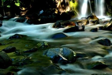 三脚とNDフィルターでデジタル一丸レフで乙女滝とおしどり隠しの滝を撮影しよう！